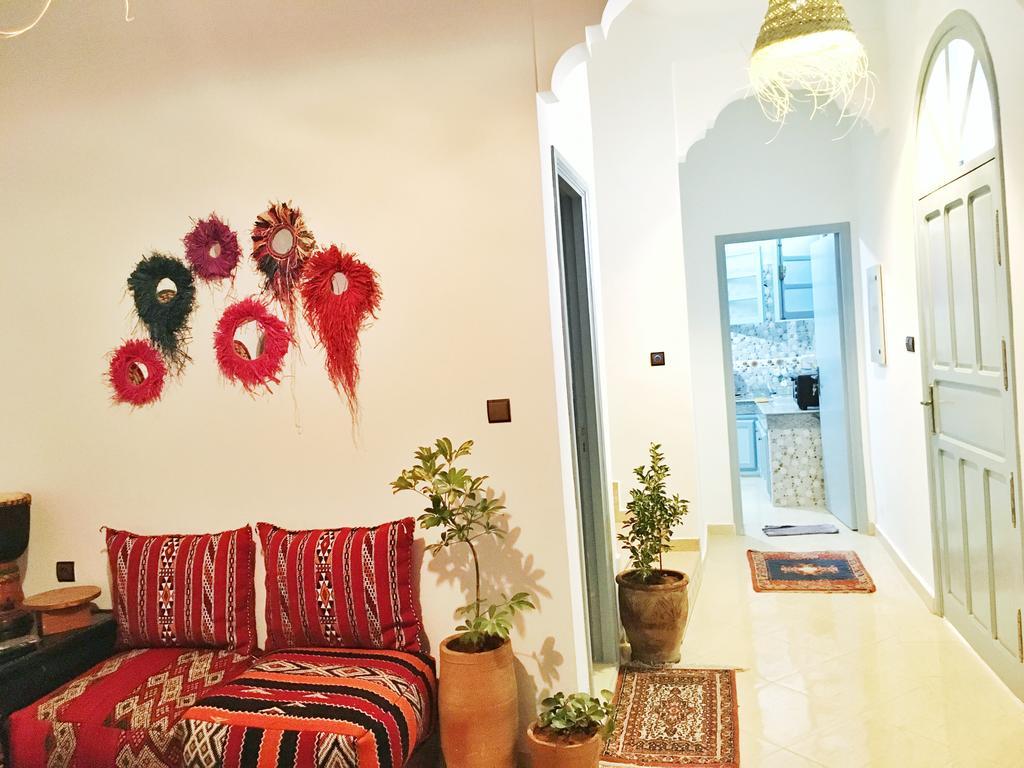 The House By Riad Inna เอสเซาอิรา ภายนอก รูปภาพ