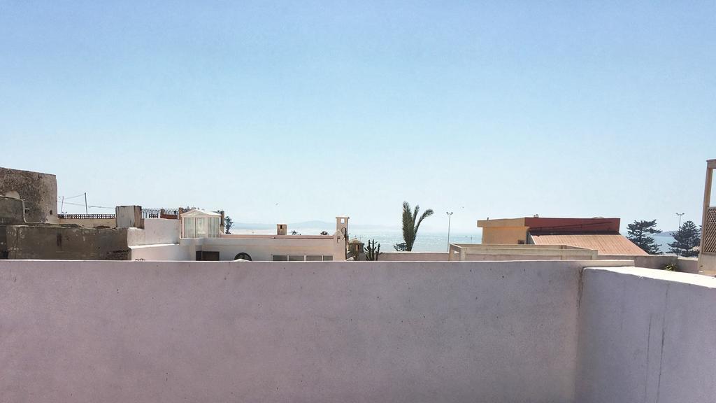 The House By Riad Inna เอสเซาอิรา ภายนอก รูปภาพ